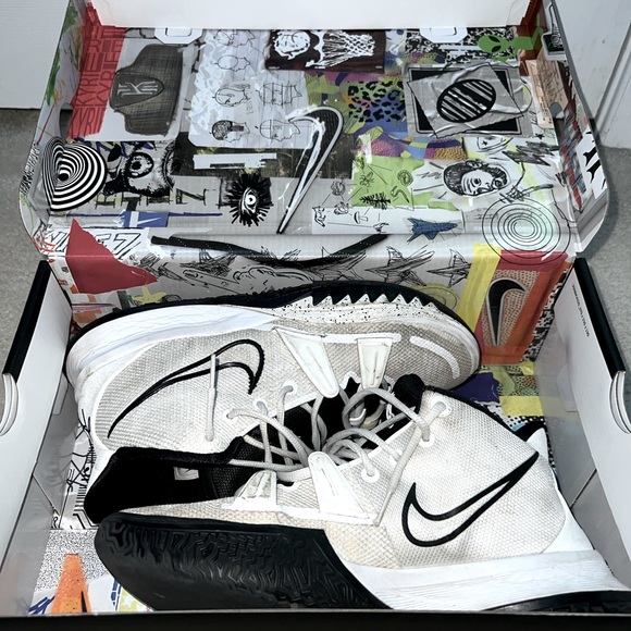 Nike Kyrie 7 - Mens Basketball Shoes - White/Black/White, Size 10.5 - Picture 1 of 12